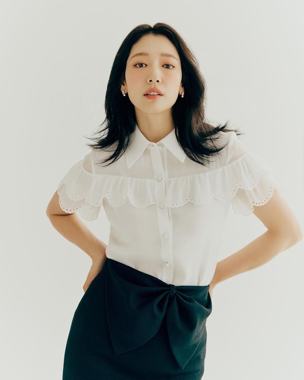 Park Shin Hye akan comeback dalam drama berjudul Doctor Slump