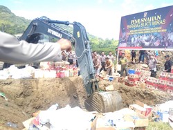 Polda Gorontalo Musnahkan 2.901 Liter Miras yang Disita Sepanjang 2023