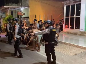 Aksi Polisi Bubarkan 2 Lokasi Tawuran di Makassar hingga 33 Orang Ditangkap