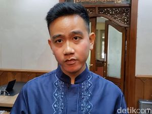 Kagetnya Gibran Gaji Direktur TSTJ 4 Kali Lipat Walkot Solo, Kini Diturunkan Kagetnya Gibran Gaji Direktur TSTJ 4 Kali Lipat Walkot Solo, Kini Diturunkan
