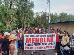 Puluhan Warga di Jembrana Geruduk Gudang, Dicurigai Jadi Pabrik Limbah B3