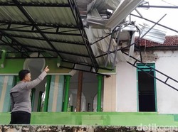 Angin Kencang Terjang Probolinggo, Sejumlah Fasum dan Rumah Warga Rusak