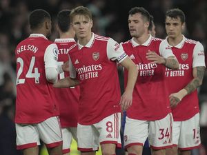 Prediksi Newcastle Vs Arsenal Versi Seaman: Gunners Kesandung Lagi Prediksi Newcastle Vs Arsenal Versi Seaman: Gunners Kesandung Lagi