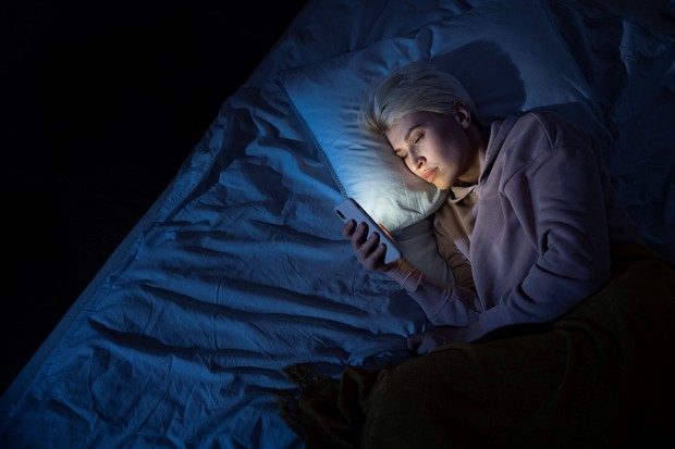 Begadang sepanjang malam dapat memberikan efek buruk pada kesehatan tubuh