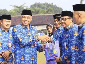 Jurus Bupati Tangerang Kurangi Volume Sampah di Kantor Pemerintah