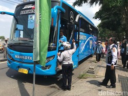 Dishub Jogja Cegat Bus Pariwisata Nekat Masuk Kawasan Alun-alun Utara
