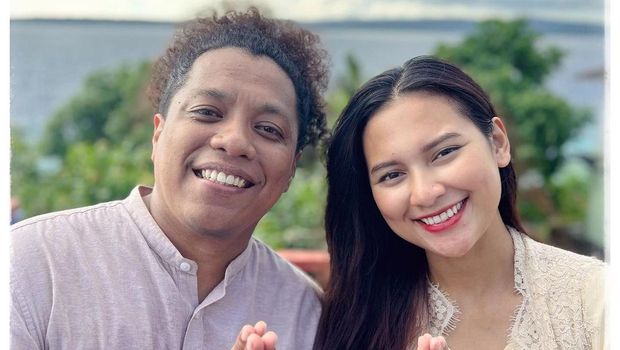 Indah Permatasari dan Arie Kriting