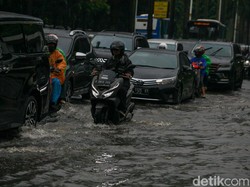 Jl Pondok Indah Tergenang, Lalin ke Lebak Bulus Tersendat