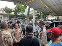 Tawuran Bersenjata Makan Korban di Mampang Jaksel, 8 Pelaku Ditangkap!