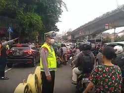 Lalin Jalan Letjen Suprapto Jakpus Arah Simpang Senen Macet
