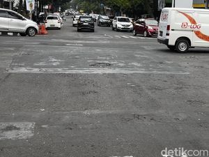 Jangan Asal Nyelonong! Begini Etika di Persimpangan Jalan Jangan Asal Nyelonong! Begini Etika di Persimpangan Jalan