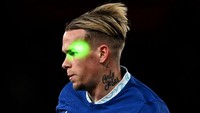 Mudryk sendiri tak bisa berbuat banyak saat dimasukkan sebagai pemain pengganti. Di laga ini Chelsea tunduk 1-3 dari Arsenal. Foto: Chelsea FC via Getty Images/Darren Walsh