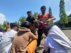Gara-gara Jari Tengah, Pelajar 2 Sekolah di Sukabumi Nyaris Bentrok