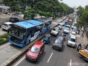 4 Kabar Terbaru TransJ ke Soetta Tarif Diusulkan Rp 5.000 4 Kabar Terbaru TransJ ke Soetta Tarif Diusulkan Rp 5.000