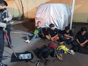 Polisi Cegah Belasan Remaja Depok Ugal-ugalan Hendak Tawuran di Jaksel Polisi Cegah Belasan Remaja Depok Ugal-ugalan Hendak Tawuran di Jaksel