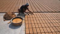 Produksi Batu Bata Meningkat 3 Kali Lipat Usai Lebaran