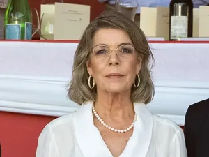 Putri Monako Terima Warisan dari Karl Lagerfeld