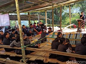 Istri Korban Pembunuhan KKB di Yahukimo Minta Pelaku Dihukum Mati