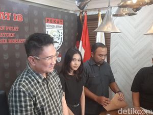 Inara Rusli Sudah Minta Maaf, Pengacara Tenri Anisa Sayangkan Sikap Virgoun Inara Rusli Sudah Minta Maaf, Pengacara Tenri Anisa Sayangkan Sikap Virgoun