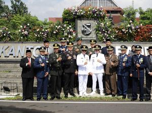 Pemkab Bandung Gelar Upacara Gabungan Peringatan Hardiknas hingga May Day Pemkab Bandung Gelar Upacara Gabungan Peringatan Hardiknas hingga May Day