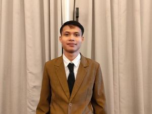 Kisah Anak Petani Wujudkan Kuliah di Korea Selatan Berkat IISMA 2023 Kisah Anak Petani Wujudkan Kuliah di Korea Selatan Berkat IISMA 2023