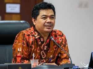 Video Wamensesneg soal Pelantikan Stafsus saat Efisiensi Dikritik: Biasa Itu Video Wamensesneg soal Pelantikan Stafsus saat Efisiensi Dikritik: Biasa Itu