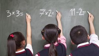 Skor Matematika & Membaca Siswa AS Anjlok, Medsos Dituding Biang Kerok