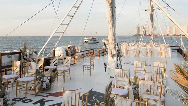 Jakarta Phinisi Cruise