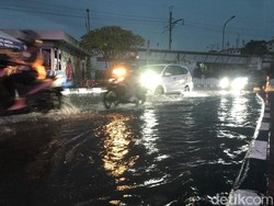 Jogja Diguyur Hujan Deras Sejak Sore, Sejumlah Titik Tergenang