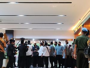 Jokowi Datangi Sarinah, Pengunjung Riuh