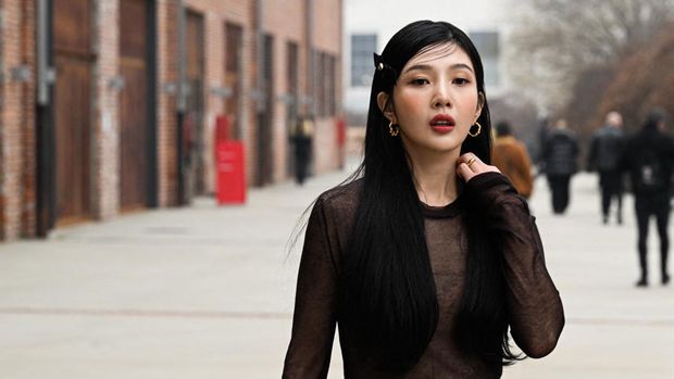 South Korean singer and actress Park Soo-young, known by the stage name Joy, of the girl group Red Velvet, arrives to attend the presentation of Tod's Fall-Winter 2023-2024 Women's collection, on February 24, 2023 during the Fashion Week in Milan. (Photo by Miguel MEDINA / AFP)