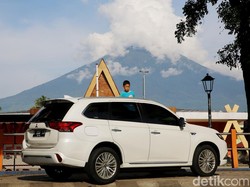 Mudik Hemat dengan Mitsubishi Outlander PHEV, Fitur Lengkap Nan Mewah