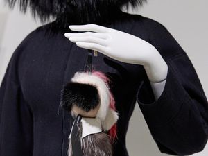 Cerita Karl Lagerfeld yang Tidak Suka Karyanya Dipamerkan di Museum