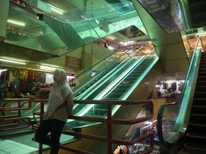 Suasana Plaza Bogor Jelang Pengosongan untuk Revitalisasi Suasana Plaza Bogor Jelang Pengosongan untuk Revitalisasi