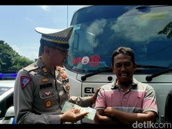 Polisi Ungkap 2 Pencuri Truk Boks di Osowilangun Ditangkap Saat Makan