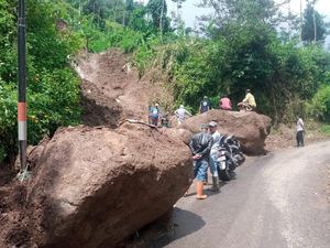 Bencana Alam Landa Jawa Barat Bencana Alam Landa Jawa Barat