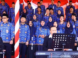 Ribuan PNS Pemprov Jatim Diambil Sumpah Jabatan, Khofifah Tekankan 7 Hal