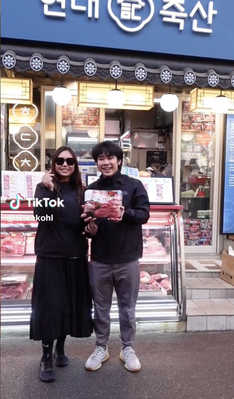 Sisca Kohl Bulan Madu 20 Hari di Korea, Ini Makanan yang Disantap