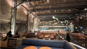 Unik! Ada Gerai Starbucks di Dalam Pasar Herbal Korea