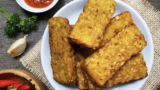 Tempe goreng menjadi salah satu makanan khas Indonesia yang laris di luar negeri dengan harga fantastis