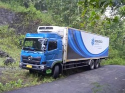 Lagi, Gara-gara Google Maps, Truk Tronton Nyasar Naik Gunung di Wonogiri