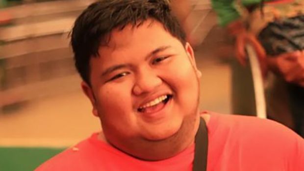 Adik Ussy, Gilang, meninggal dunia.