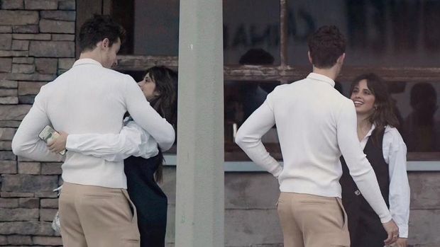 Balikan, Camila Cabello dan Shawn Mendes Mesra di Depan Umum