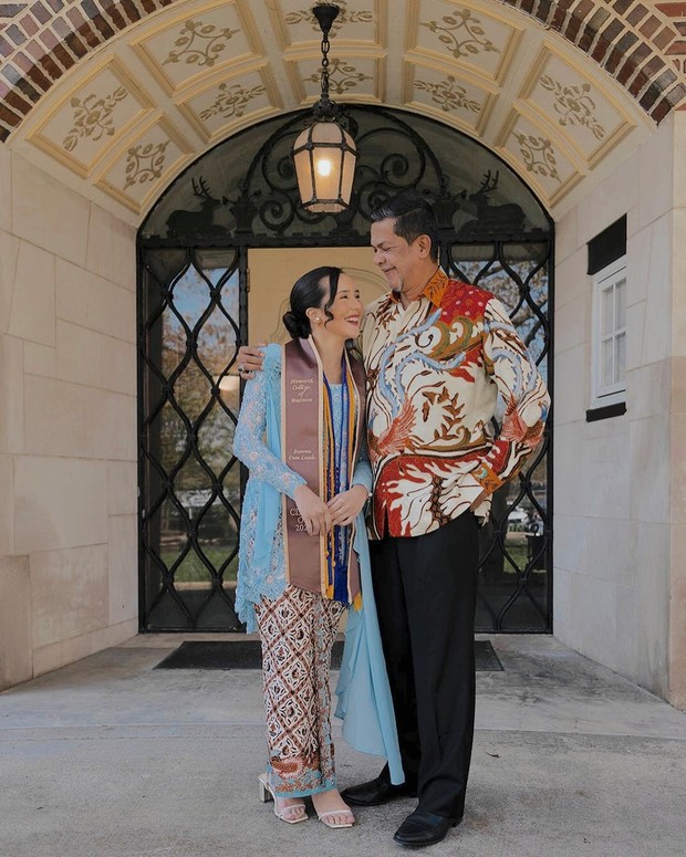 Beby Tsabina dan Ayahnya/ Foto: Instagram/bebytsabina Beby Tsabina dan Ayahnya