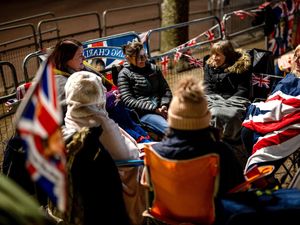 Suasana Buckingham Palace Jelang Penobatan Raja Charles Suasana Buckingham Palace Jelang Penobatan Raja Charles