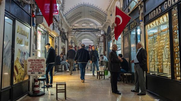 Jelang Pilpres, Inflasi Turki Menurun Hampir 50%