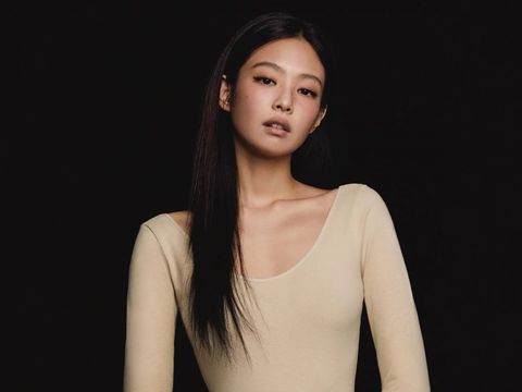 Jennie BLACKPINK x Calvin Klein