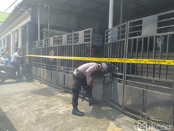 Teror Molotov di Kantor JNE Magelang, Karyawati Disetrum
