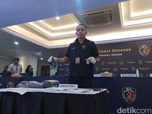 Urutan Transaksi Air Gun Pelaku Penembakan Kantor MUI Urutan Transaksi Air Gun Pelaku Penembakan Kantor MUI