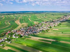 Kota Aneh Sekaligus Unik, 6 Ribu Penduduknya Tinggal di Jalan yang Sama Kota Aneh Sekaligus Unik, 6 Ribu Penduduknya Tinggal di Jalan yang Sama